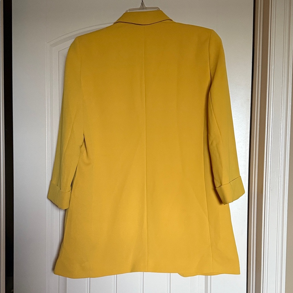 Express Yellow Women's Blazer - Picture 2 of 3